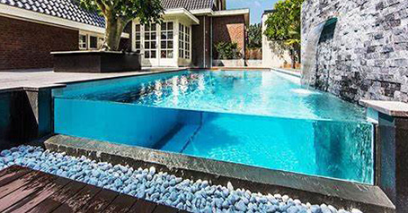 The Precautions Use Of Acrylic Swimming Pool.